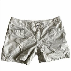 Patagonia Khaki Shorts size 4